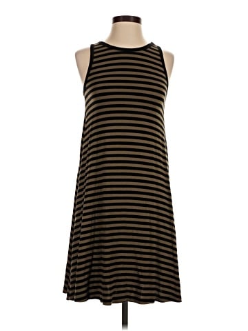Old Navy Casual Dress (view 1)