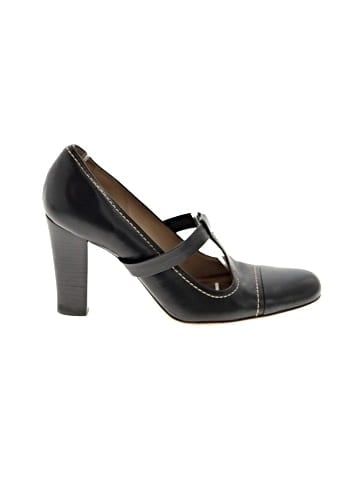 Kenneth Cole New York Heels (view 1)