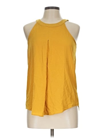 Sweet Wanderer Sleeveless Blouse (view 1)