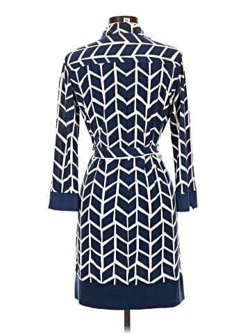 Donna Morgan Casual Dress (view 2)