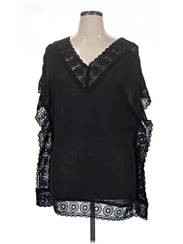 La Blanca Poncho (view 1)