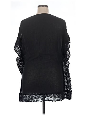 La Blanca Poncho (view 2)