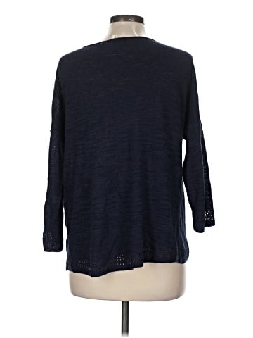 Moth 3/4 Sleeve Top (view 2)