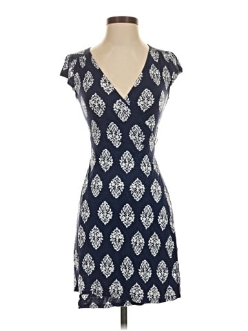 Old Navy Casual Dress (view 1)
