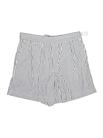 Gap Shorts (view 1)