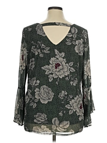 Sara Michelle 3/4 Sleeve Blouse (view 2)