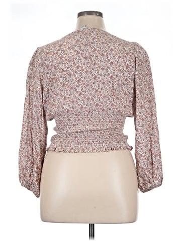American Eagle Outfitters 3/4 Sleeve Blouse (view 2)