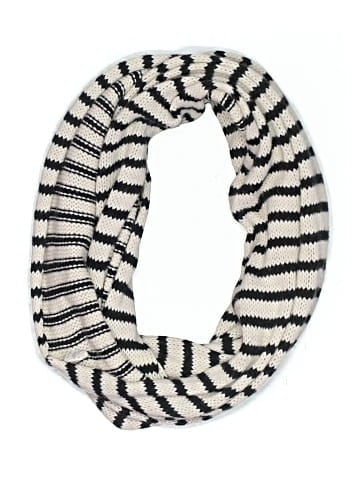 BP. Scarf (view 1)