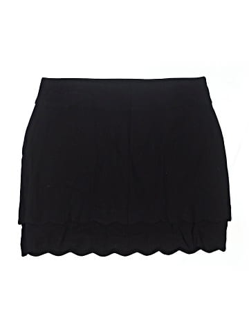 Crown & Ivy Shorts (view 2)