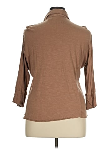 Linda Matthews 3/4 Sleeve Button-Down Shirt (view 2)