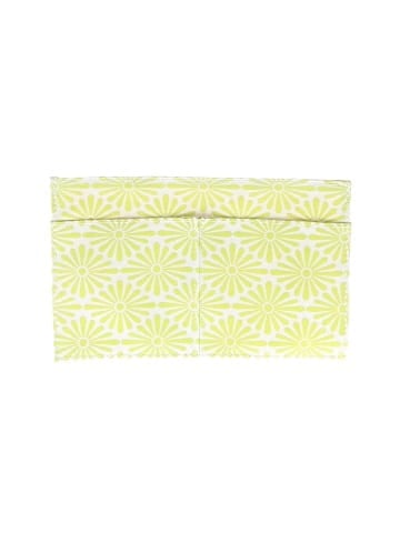 Unbranded Wallet (view 1)