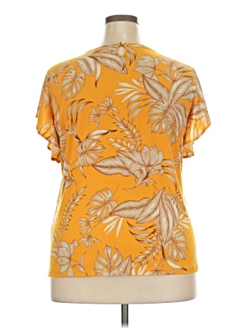 Liz Claiborne Short Sleeve T-Shirt (view 2)