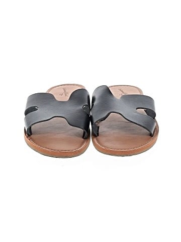 Universal Thread Sandals (view 2)