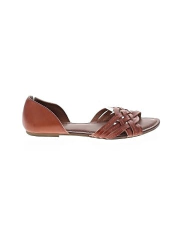 Universal Thread Sandals (view 1)