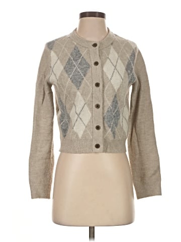 GU Cardigan (view 1)