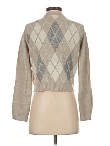 GU Cardigan (view 2)