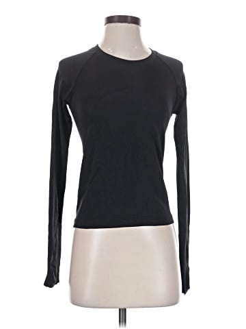 Lululemon Athletica Long Sleeve T-Shirt (view 1)