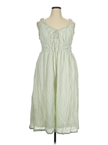 Old Navy Casual Dress (view 1)