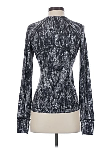 Lululemon Athletica Long Sleeve T-Shirt (view 2)