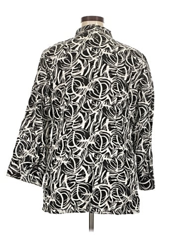 Deane and White Kimono (view 2)