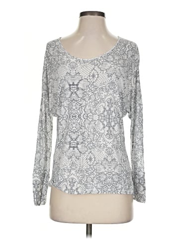 New York & Company Long Sleeve T-Shirt (view 1)