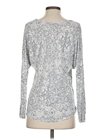 New York & Company Long Sleeve T-Shirt (view 2)