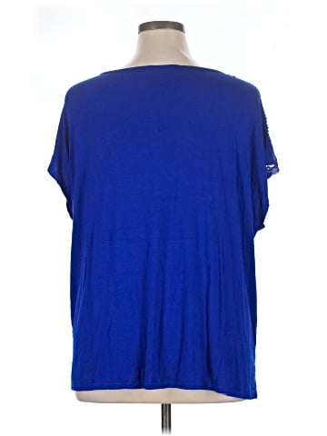 Cable & Gauge Short Sleeve Top (view 2)