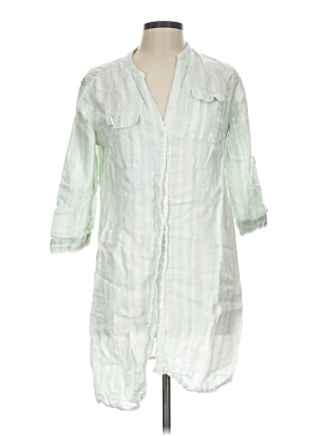 Malvin 3/4 Sleeve Button-Down Shirt (view 1)