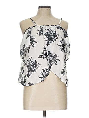 HaoDuoYi Sleeveless Blouse (view 1)