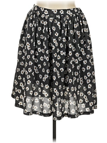 Xhilaration Casual Skirt (view 1)