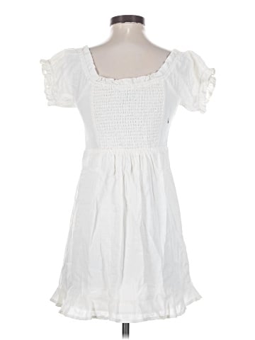 Urban Outfitters Casual Dress (view 2)