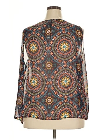 Fun2Fun Sleeveless Blouse (view 2)