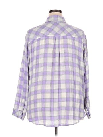 Lane Bryant Long Sleeve Button-Down Shirt (view 2)