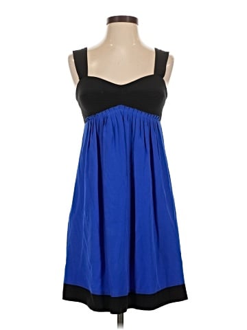 Single Dress Casual Dress (view 1)