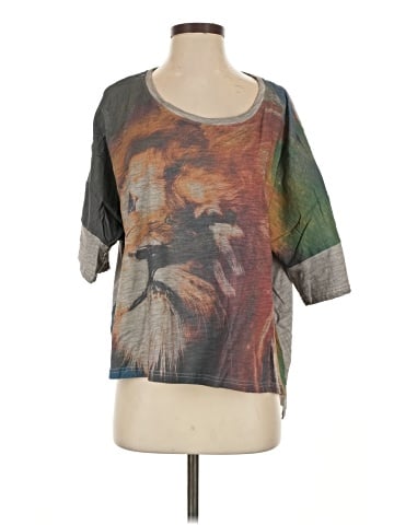 Assorted Brands 3/4 Sleeve T-Shirt (view 1)