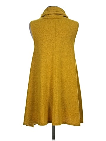Aryeh Sweater Vest (view 2)