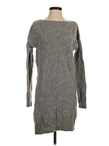 Theory Wool Pullover Sweater (view 1)