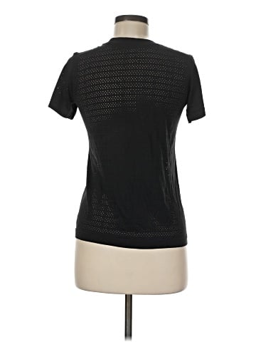 Lululemon Athletica Short Sleeve T-Shirt (view 2)