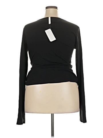 Fabletics Long Sleeve T-Shirt (view 2)