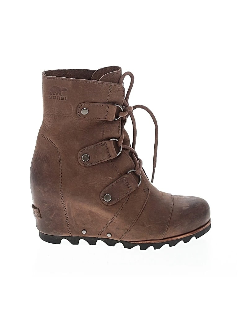Pre-owned Sorel Wedges In Brown