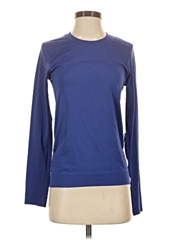 Lululemon Athletica Long Sleeve T-Shirt (view 1)
