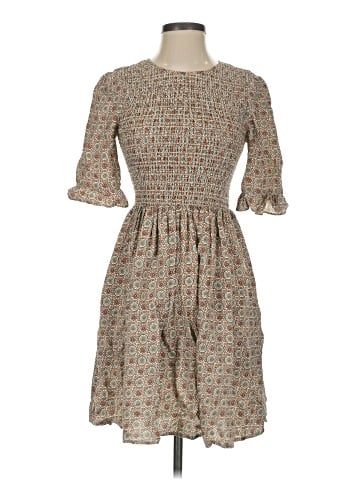 Gal Meets Glam Casual Dress (view 1)