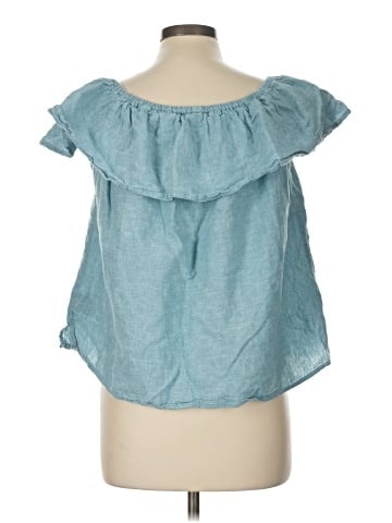 Harve Benard Sleeveless Blouse (view 2)