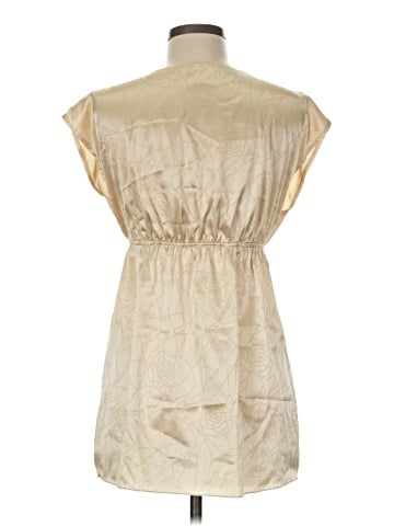 Charlotte Russe Sleeveless Blouse (view 2)