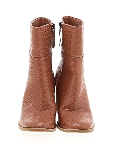 Universal Thread Ankle Boots (view 2)