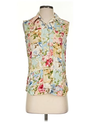 Lizwear by Liz Claiborne Sleeveless Button-Down Shirt (view 1)