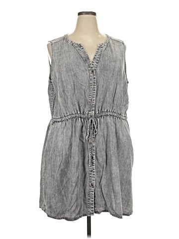 Jane and Delancey Casual Dress (view 1)
