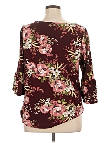 Green Envelope 3/4 Sleeve Top (view 2)