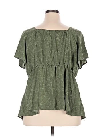 Torrid Short Sleeve Blouse (view 2)