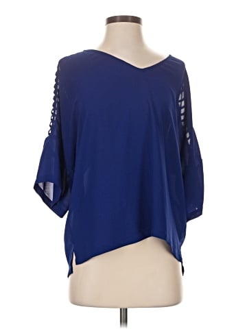 Q&A 3/4 Sleeve Blouse (view 1)